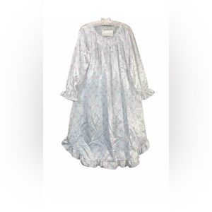 NWT Anna New York Silky Long Nightgown Lace Floral Light USA Size M (12-14)
